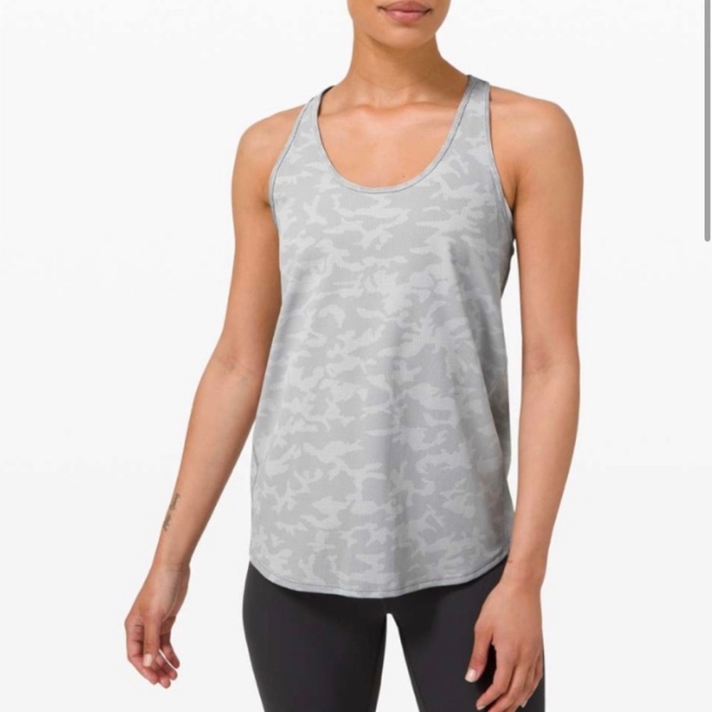 Lululemon Essential Tank *Pleated